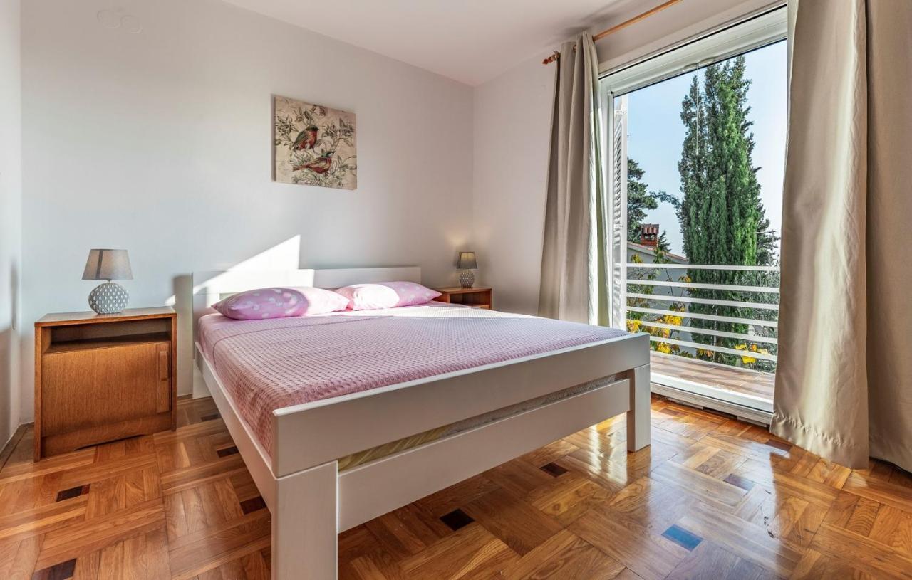 Apartments Pimpinella Premantura Exterior photo