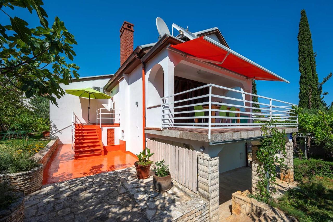 Apartments Pimpinella Premantura Exterior photo