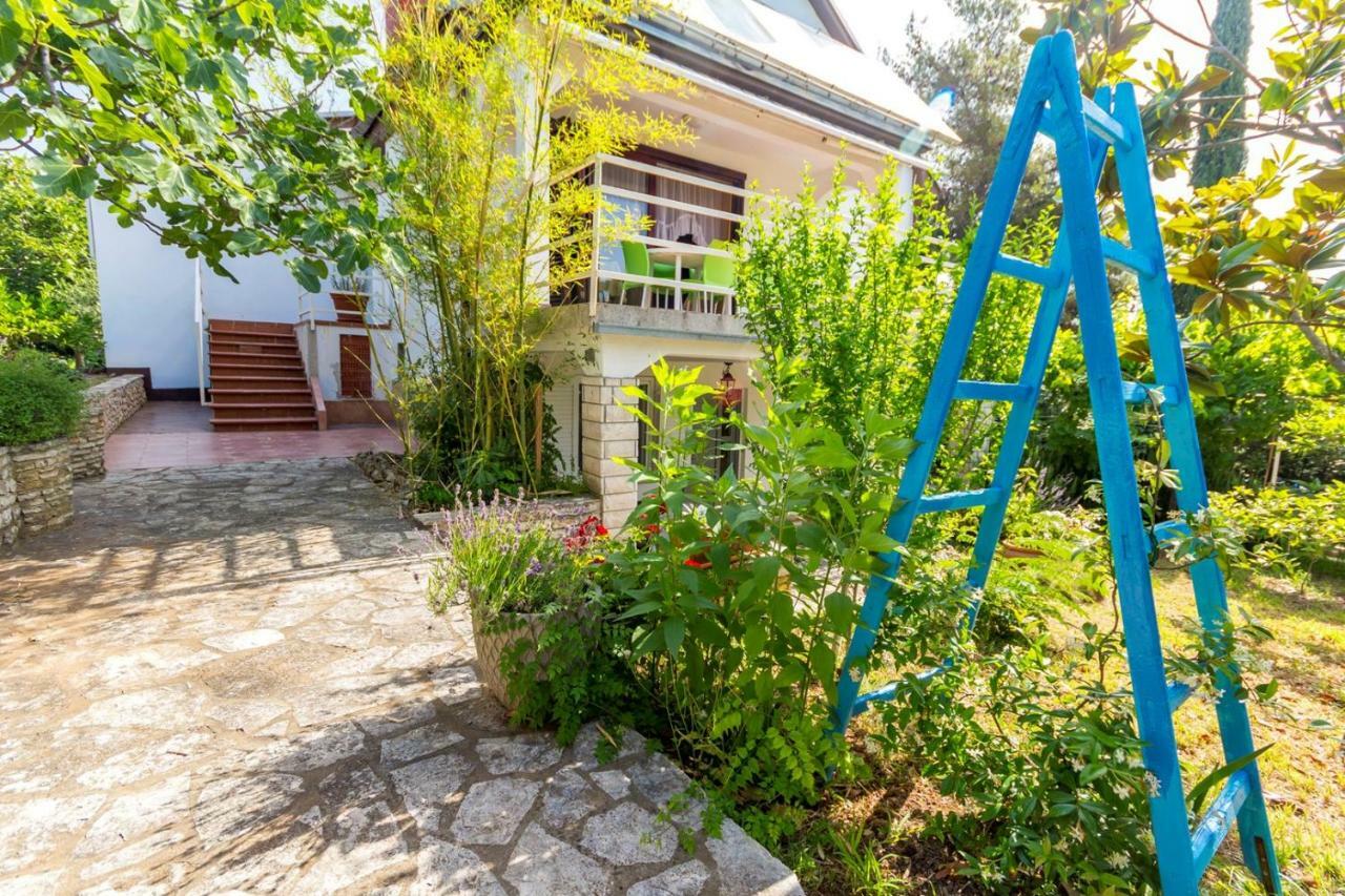 Apartments Pimpinella Premantura Exterior photo